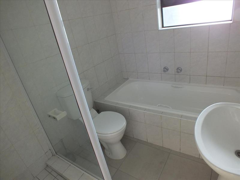 To Let 2 Bedroom Property for Rent in Sanlamhof Western Cape